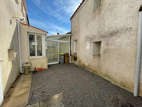 Maison Poiroux 4 pièce(s) 89.26 m2