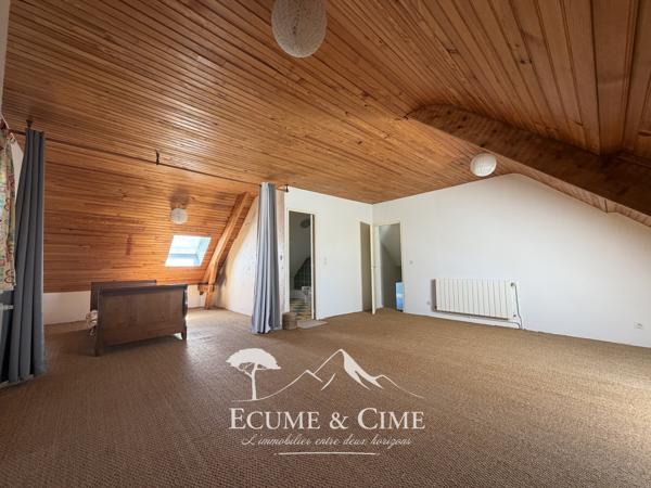 Maison familiale avec garage
