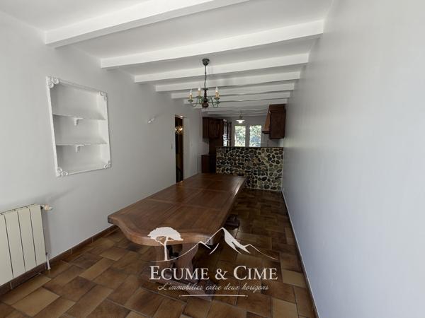 Maison familiale avec garage