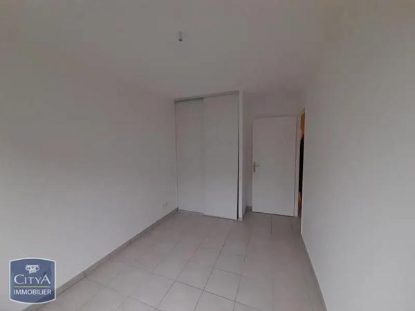Appartement à louer 3 pièces 66.65m² Vénissieux (69200)