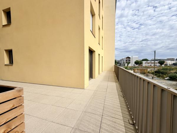 Appartement
         4 pièces
        - 106 m² 355 000 € *