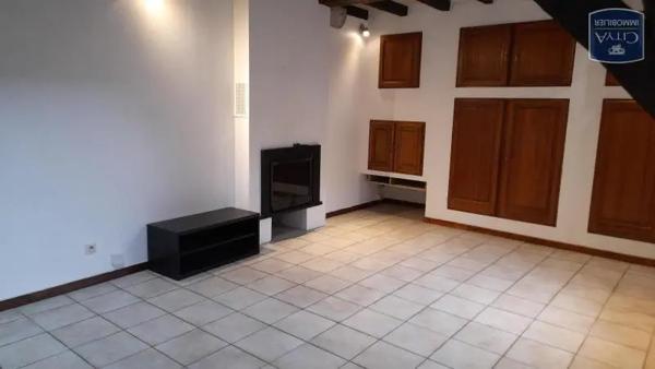 Appartement à louer 1 pièce 42.39m² Dijon (21000)