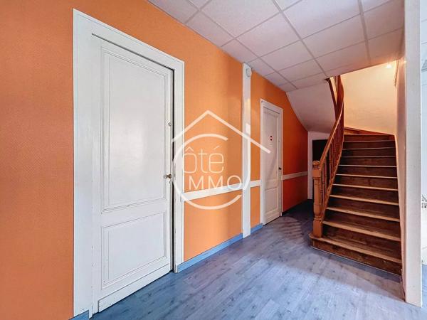 Ste Foy la Grande : Maison de ville avec jardin