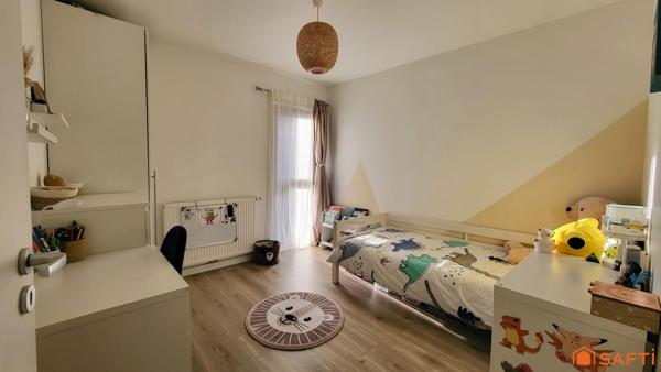 APPARTEMENT T4 MODERNE ET CHALEUREUX A BORDEAUX
