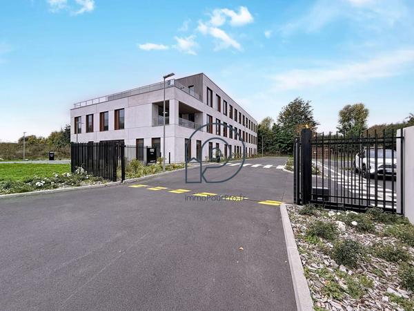 Bureaux neufs avec terrasses et parkings à vendre – Emplacement stratégique à Anzin