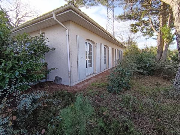 PESSAC- ALOUETTE - Maison 138m2 - Plain pied - 3 chambres - Double garage - Terrain 900m2