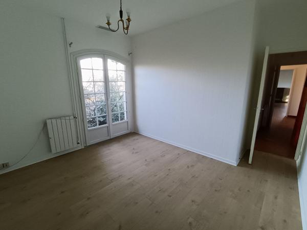 PESSAC- ALOUETTE - Maison 138m2 - Plain pied - 3 chambres - Double garage - Terrain 900m2