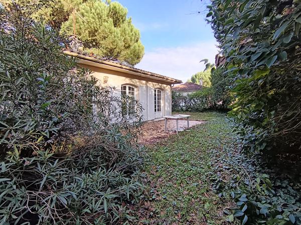 PESSAC- ALOUETTE - Maison 138m2 - Plain pied - 3 chambres - Double garage - Terrain 900m2