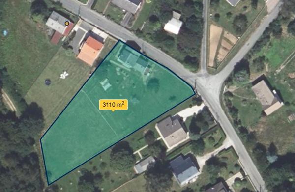 Maison de village avec grand terrain plat - Beau potentiel - Chamberet