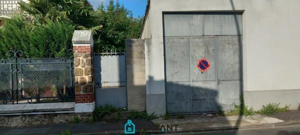 Usine/Atelier située à le Perreux sur Marne, 2 rue du Maréchal Lyautey d'une surface de 525 m2 sur une parcelle de 774 m2