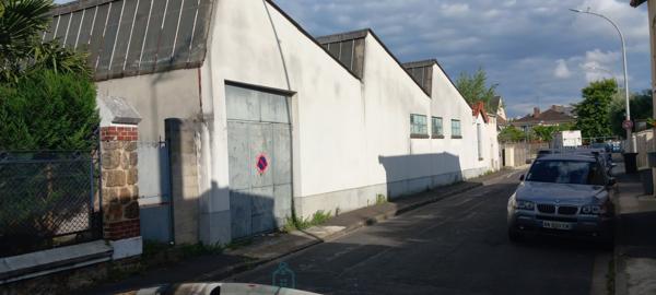 Usine/Atelier située à le Perreux sur Marne, 2 rue du Maréchal Lyautey d'une surface de 525 m2 sur une parcelle de 774 m2