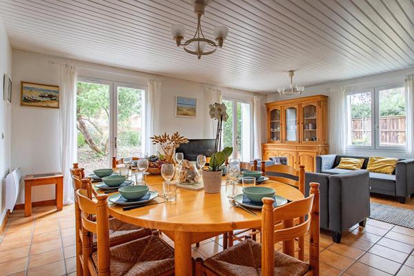 Cap Ferret, Dune de L’Herbe, ravissante villa de 132 m2 (5 chambres), nichée dans un écrin de verdure