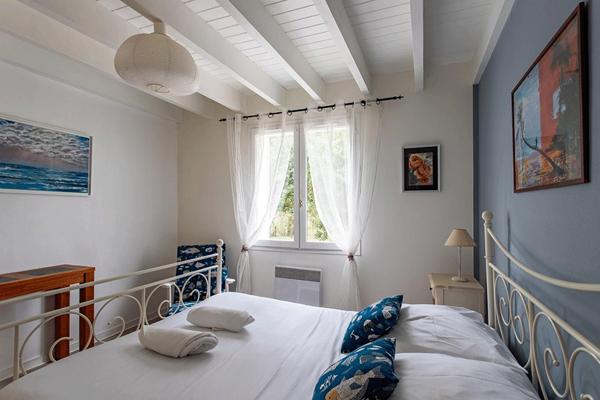 Cap Ferret, Dune de L’Herbe, ravissante villa de 132 m2 (5 chambres), nichée dans un écrin de verdure