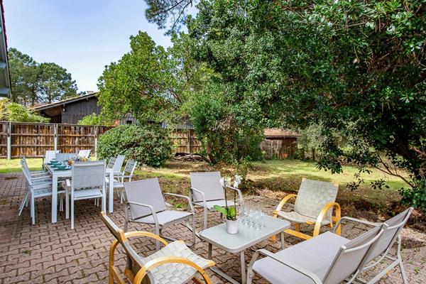 Cap Ferret, Dune de L’Herbe, ravissante villa de 132 m2 (5 chambres), nichée dans un écrin de verdure