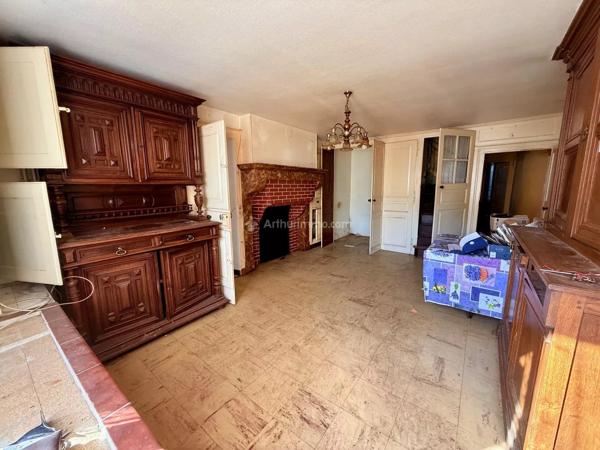 Vente                                                      Maison de village
                        
                     7 pièces                      202 m2                     à Andelot-Blancheville