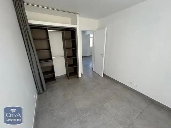 Maison à louer 2 pièces 42.75m² Mehun-sur-Yèvre (18500)