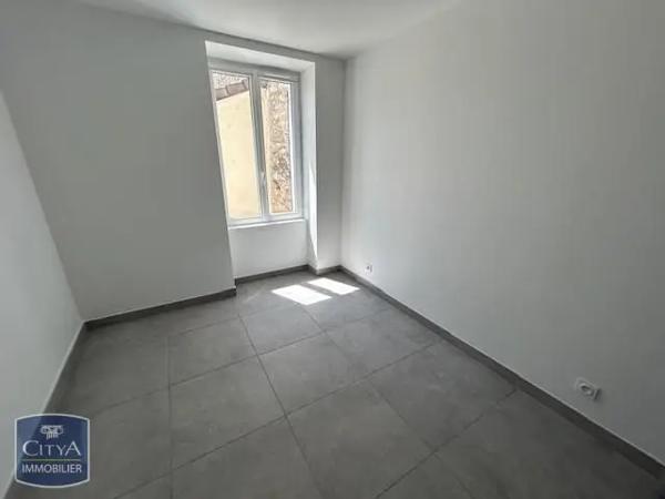 Maison à louer 2 pièces 42.75m² Mehun-sur-Yèvre (18500)