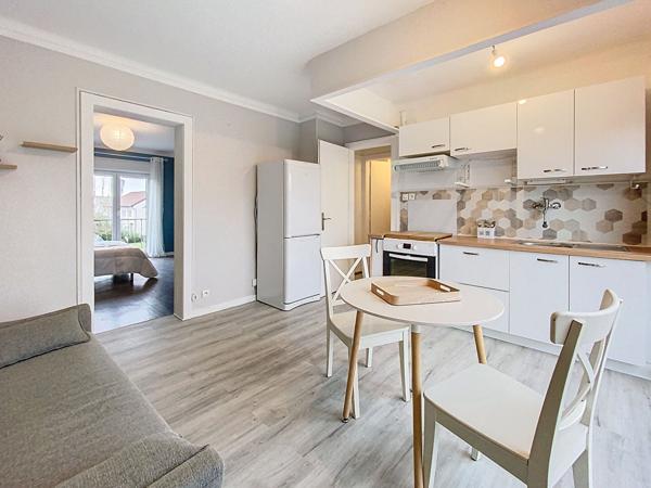 Location appartement Montigny-lès-Metz - 2 pièce(s) - 35 m² - 700 €/mois