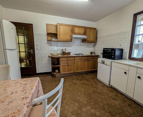 LIEUX UNIQUES ® PROPRIÉTÉS PRIVÉES PROPOSE MAISON SUR DEUX NIVEAUX DE 148.55 M² TERRAIN DE 863 M² À SELLES-SUR-CHER