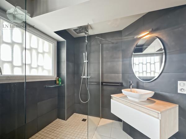 APPARTEMENT D'ARCHITECTE 78,33 M2 - CENTRE-VILLE CONCARNEAU