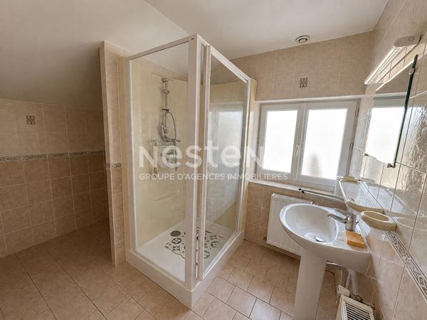 Agréable maison de 110.21 m² à vendre centre ville d'Aubigné-Racan (72800)