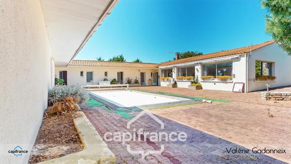 À VENDRE – Ensemble immobilier 770m2 sur 5650m2 de terrain, Sainte-Soulle - La Rochelle (17)