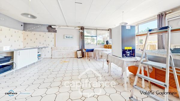 À VENDRE – Ensemble immobilier 770m2 sur 5650m2 de terrain, Sainte-Soulle - La Rochelle (17)