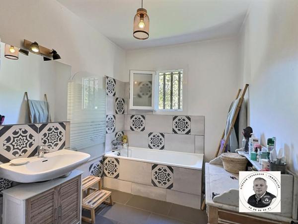 Maison Draguignan 6 pièce(s) 177 m2