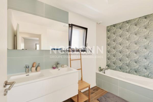 Vente d'une maison vivable de plain pied 4 chambres dans le bourg de Planguenoual