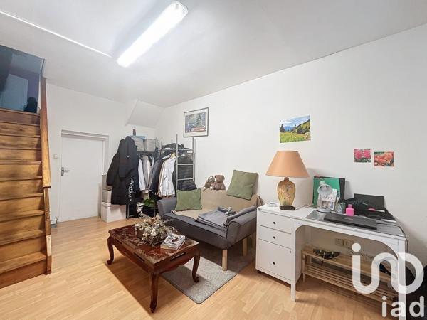 Maison 2 pièces de 50 m² à Saint-Léger-lès-Domart (80780)