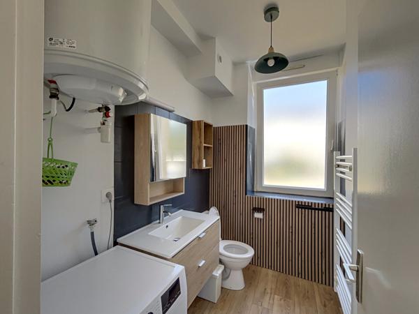 LANDERNEAU - Studio rénové en centre ville
