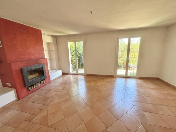 Aubagne (13400) Maison familiale avec piscine