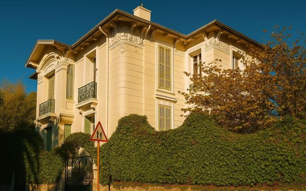 Maison à vendre    7 pièces • 202,45 m2 Nice
