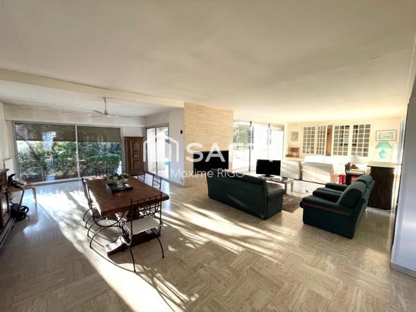 Villa 5 chambres 311 m2 avec piscine