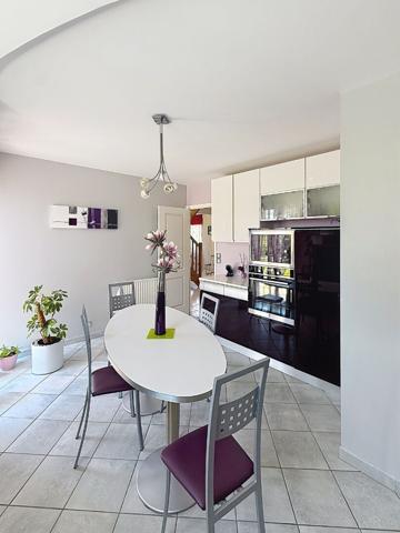 Belle maison d'architecte à vendre à 2min d'Angers Les Justices - Vie de plain-pied et jardin paysagé