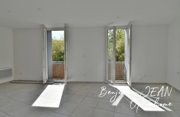 À VENDRE – Immeuble 3 faces – Investissement locatif à Sérignan