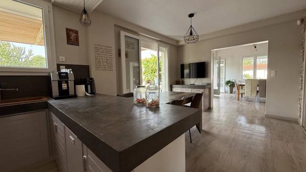 Demeure familiale d’exception ,Charme & volumes à Andilly