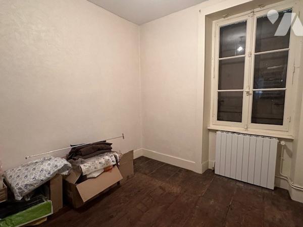 Maison à usage d'habitation a rénover