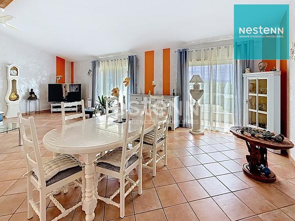 RARE - LEUCATE VILLAGE NATURISTE - VILLA T5 AVEC GARAGE ET PLACES DE PARKING