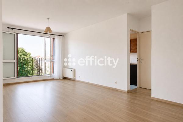 Appartement
         3 pièces
        - 61 m² Exclusivité 150 000 € *