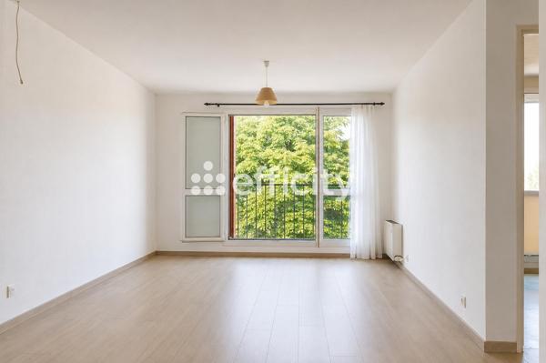 Appartement
         3 pièces
        - 61 m² Exclusivité 150 000 € *