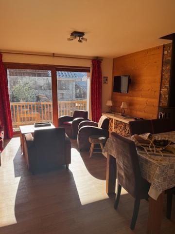 Les Belleville (73440) ACHAT - VENTE : MAISON - CHALET - SAINT MARTIN DE BELLEVILLE 73440 LES BELLEVILLE