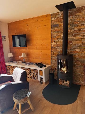 Les Belleville (73440) ACHAT - VENTE : MAISON - CHALET - SAINT MARTIN DE BELLEVILLE 73440 LES BELLEVILLE