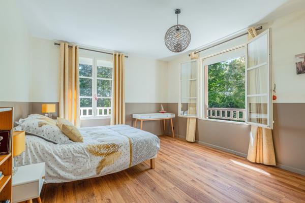 Vente Maison contemporaine Sainte-Foy-lès-Lyon 9 Pièces 338 m²