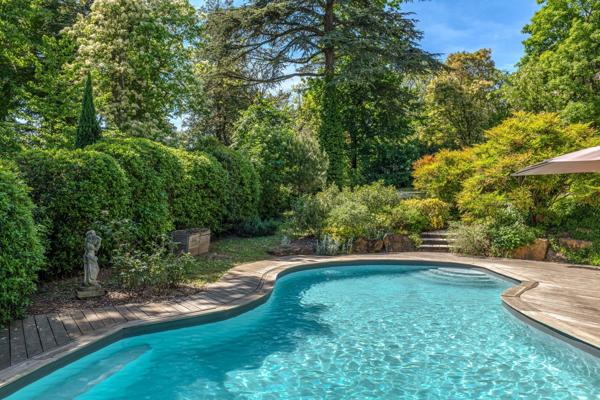 Vente Maison contemporaine Sainte-Foy-lès-Lyon 9 Pièces 338 m²