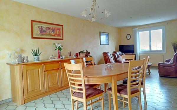 Maison à vendre    4 pièces •  Cholet