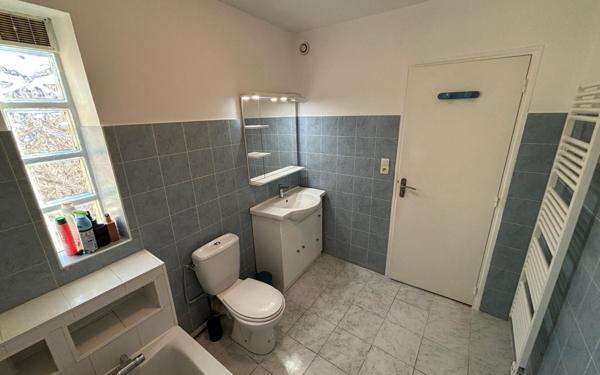 Appartement à louer    3 pièces • 59,85 m2 Saint-Thibault-des-Vignes