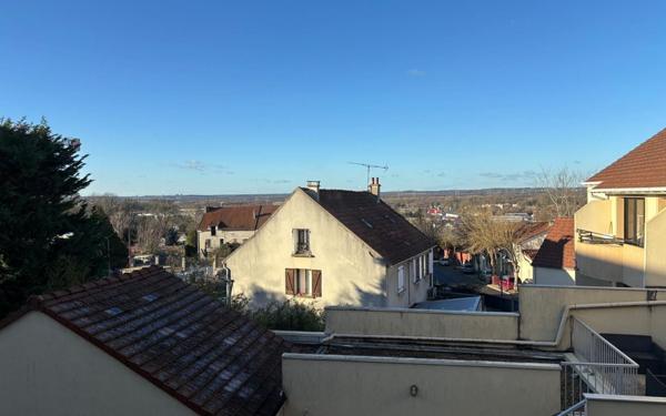 Appartement à louer    3 pièces • 59,85 m2 Saint-Thibault-des-Vignes