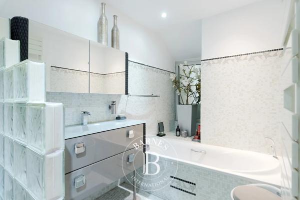 Grasse, Villa 4 Chambres -  172 m² à vendre