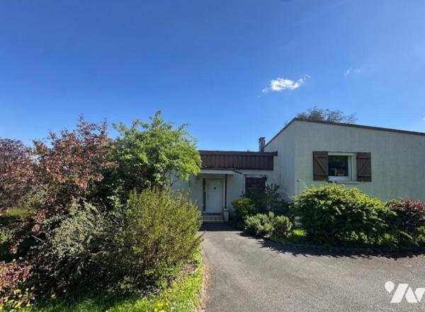 MAISON D'ARCHITECTE SEMI PLAIN-PIED 110 M2 MONTBELIARD
